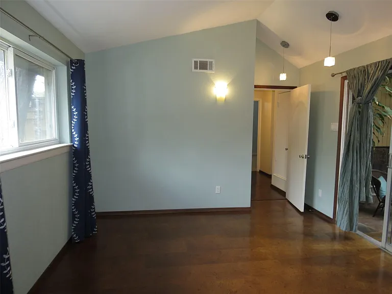 10505 Swallow Ln — Photo 21