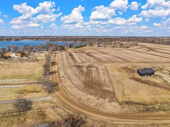 N/a Cedar, Faribault, MN 55021