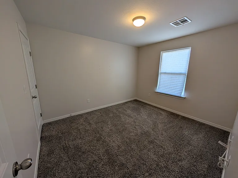 517 La Entrada Cir — Photo 15