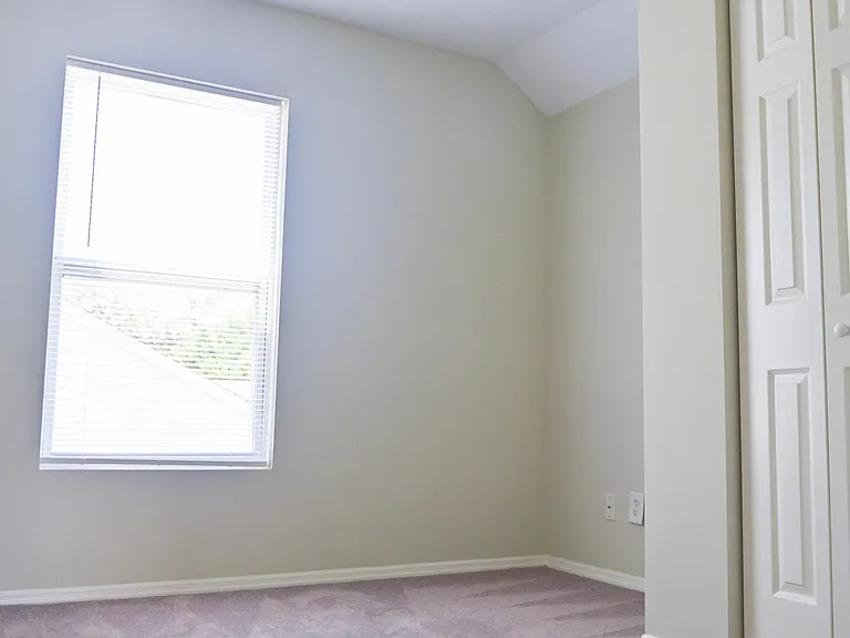 412 Bellegrove Dr — Photo 18