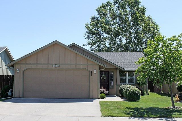 1st image of 1233 SE Falbo Dr