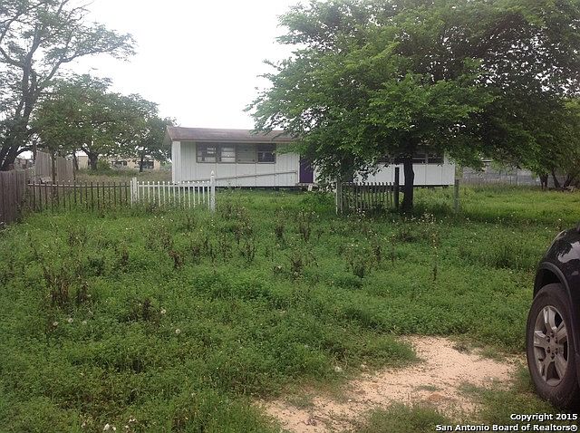 2nd image of 181 Gonzales Ln