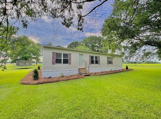 108 Preston Crawford Rd, Hazlehurst, GA 31539