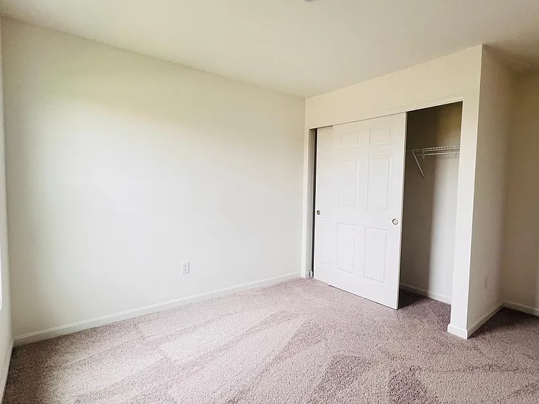 108 Mora Blvd — Photo 11
