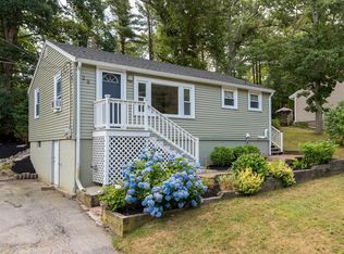 29 White Horse Rd, Plymouth, MA 02360