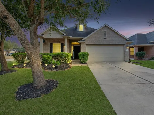 19107 Mustang Pointe Ln, Richmond, TX 77407