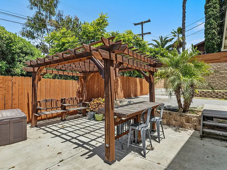 4423 Avocado Blvd — Photo 31