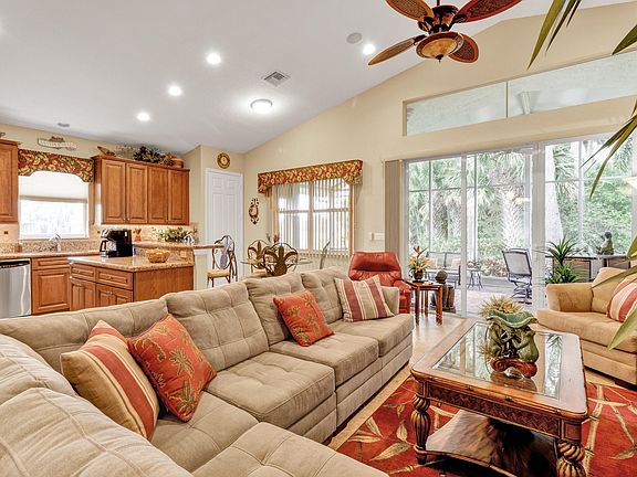 5th image of 3151 Sussex Way