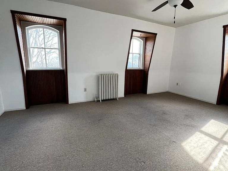 111 N Normal St — Photo 9