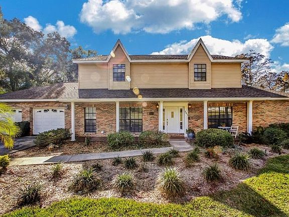 2nd image of 301 S Riverhills Dr
