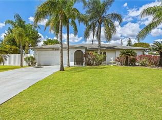 2123 SE 4th St, Cape Coral, FL 33990