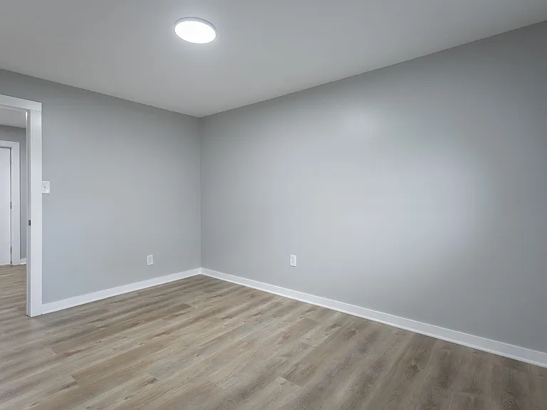 Discover Modern Living at Genesis Apartments Cleveland, TN — Photo 11