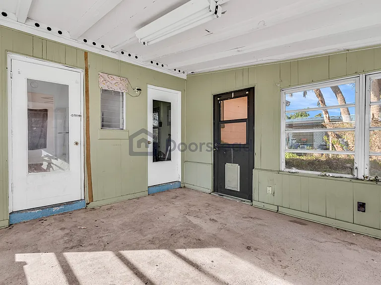 8338 Bumford Ave — Photo 18