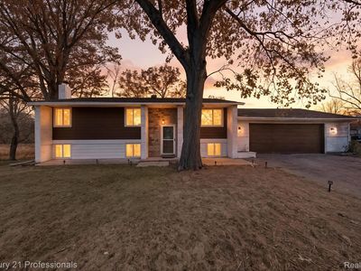 1268 Amarillo St, Wolverine Lake, MI, 48390