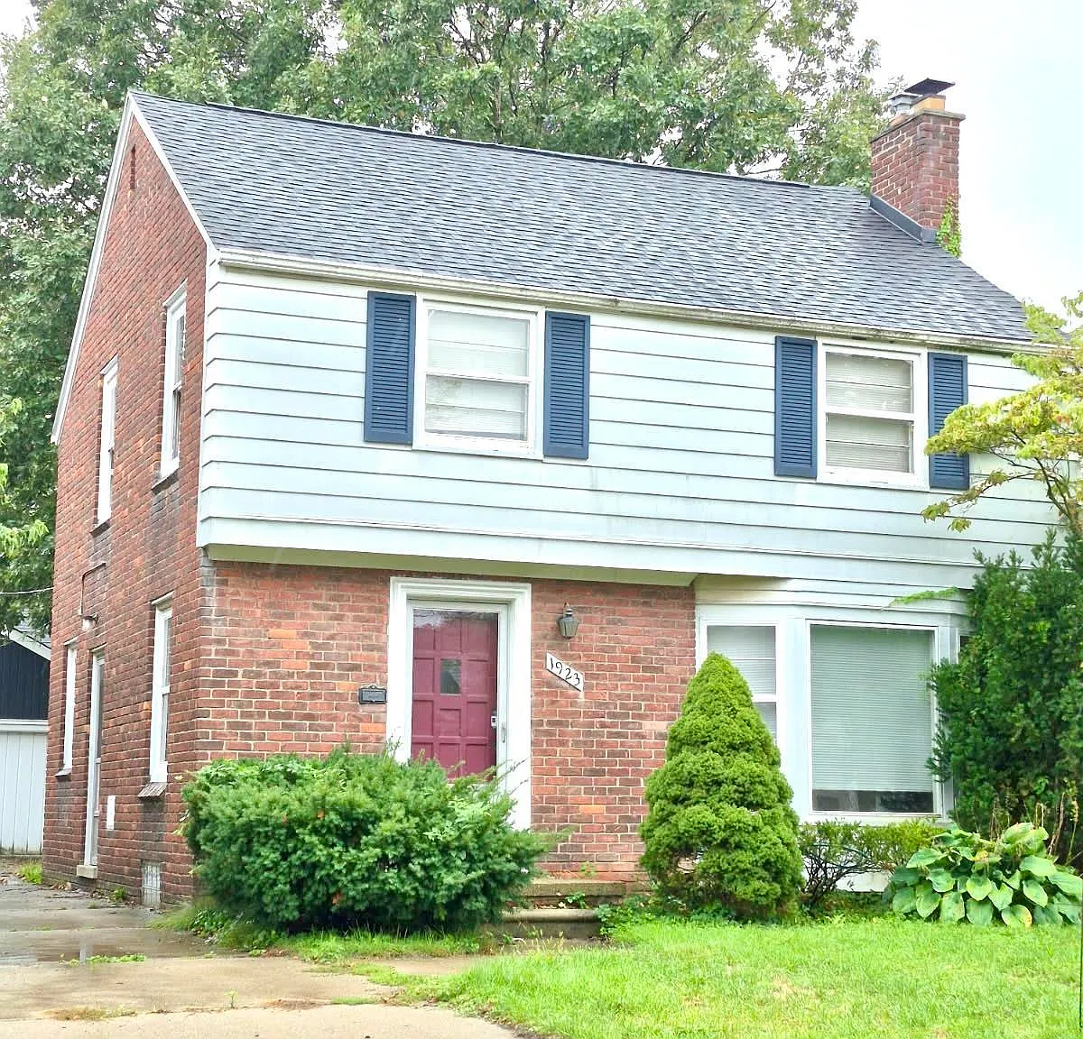 3 bed, 1.5 bath, 2115 sqft, $2,500 — Photo 1