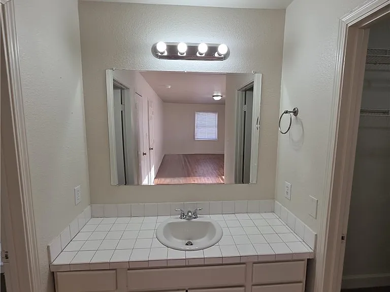 1590 Mustang Dr — Photo 16