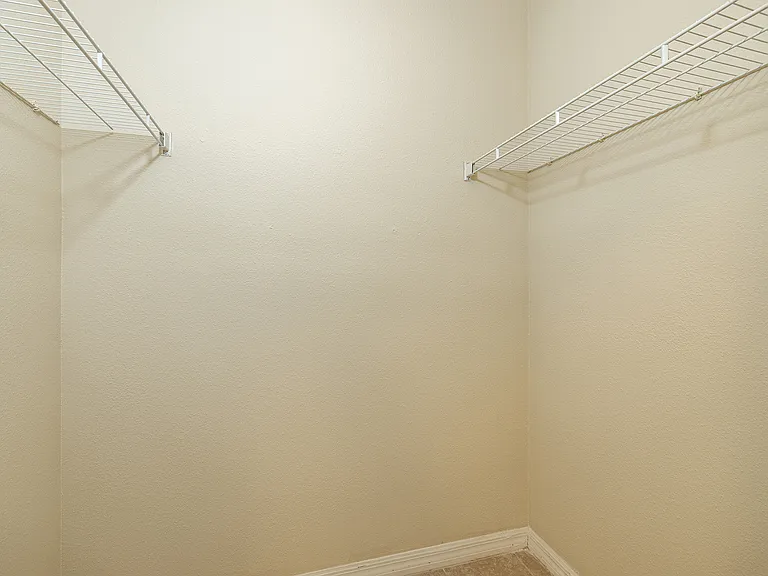 9506 Amberdale Ct #202 — Photo 21