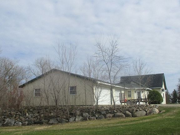 4th image of 27775 Centennial Ave