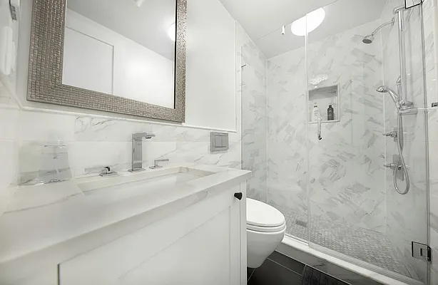 Rented by Safdie Realty Group | media 17