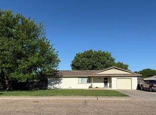 719 N Sullivan St, Ulysses, KS 67880