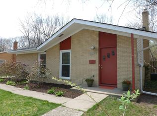 1601 Saunders Cres, Ann Arbor, MI 48103