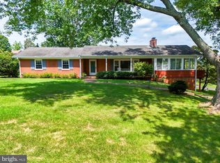 7210 Hunting Ln, Warrenton, VA 20186