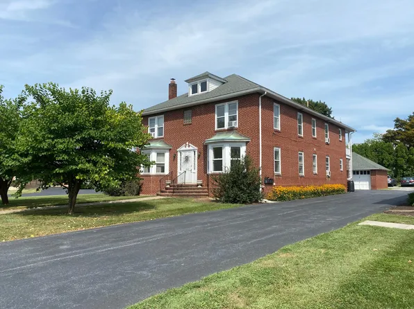 3020 Market St, Camp Hill, PA 17011