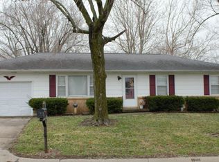 1120 S Lincoln Ave, Marshall, MO 65340