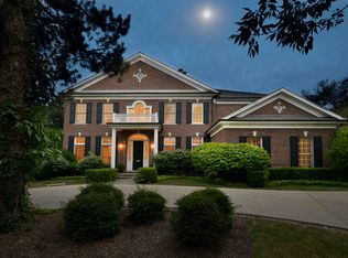 1131 Taylorsport Ln, Winnetka, IL 60093