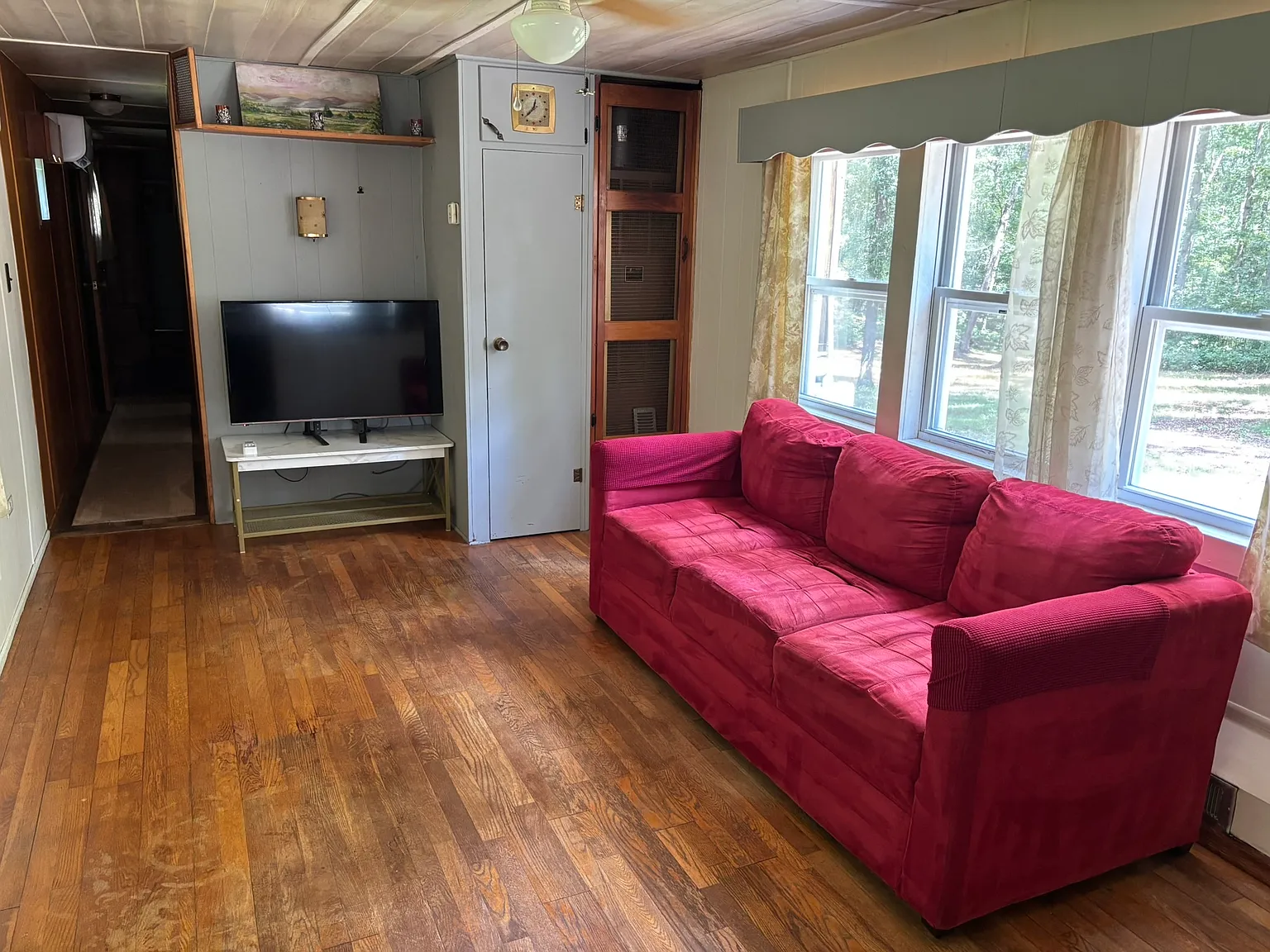 2 bed, 541 sqft, $1,350 — Photo 2