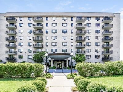 666 Pelham Road #4N, New Rochelle, NY, 10805