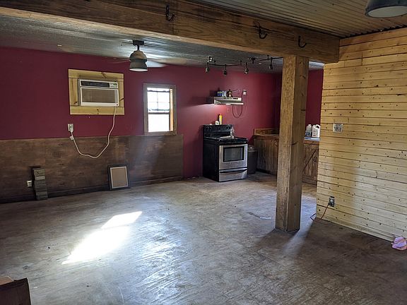 3rd image of 1215 Westway Dr