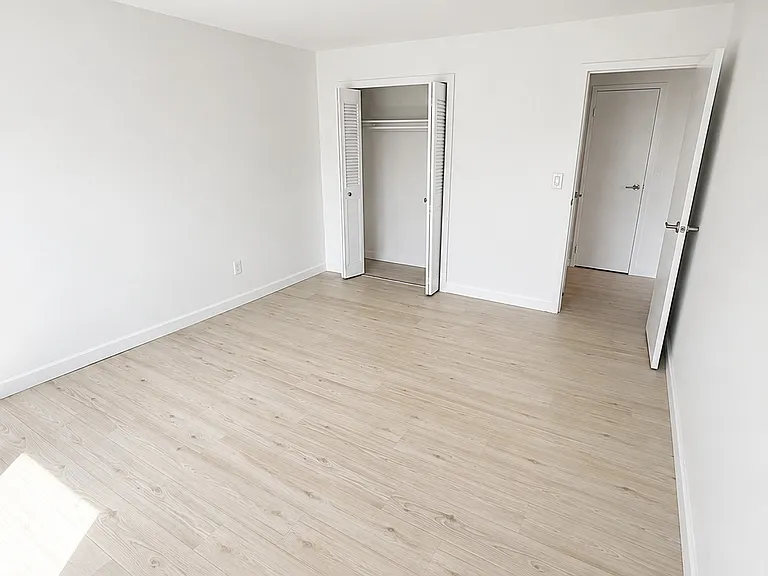 20 Jefferson St #B2 — Photo 24