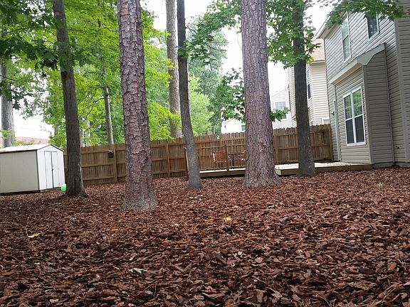 3rd image of 917 Ivystone Way