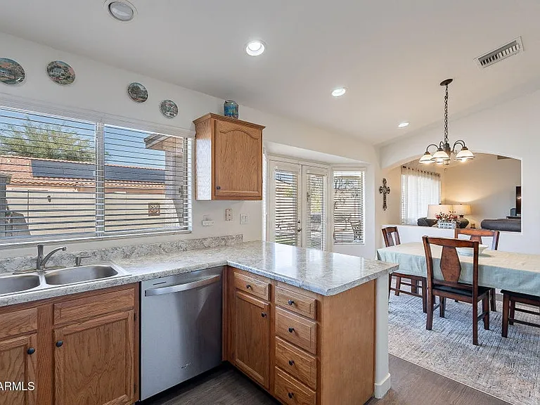 960 W Inca Dr — Photo 9