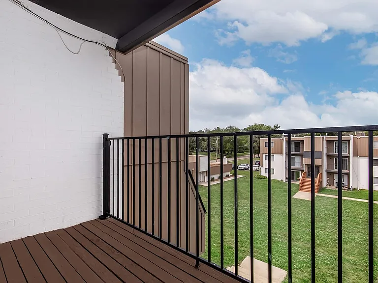 Finn Apartments — Photo 37