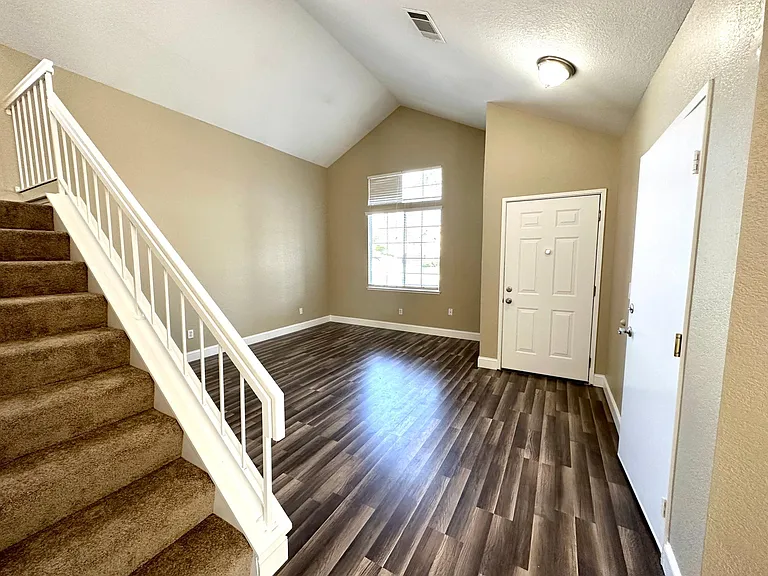 33 Mondavi Ct — Photo 6