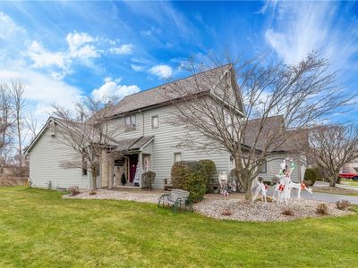 30 Wood Run Cmns, Rochester, NY, 14612