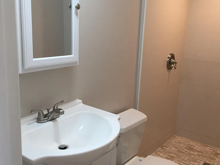 2818 Beechtree Ln — Photo 8