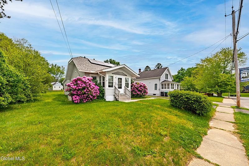 4th image of 6 Campbell Avenue