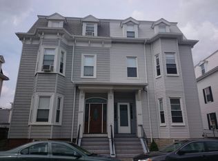 656 E 6th St, South Boston, MA 02127