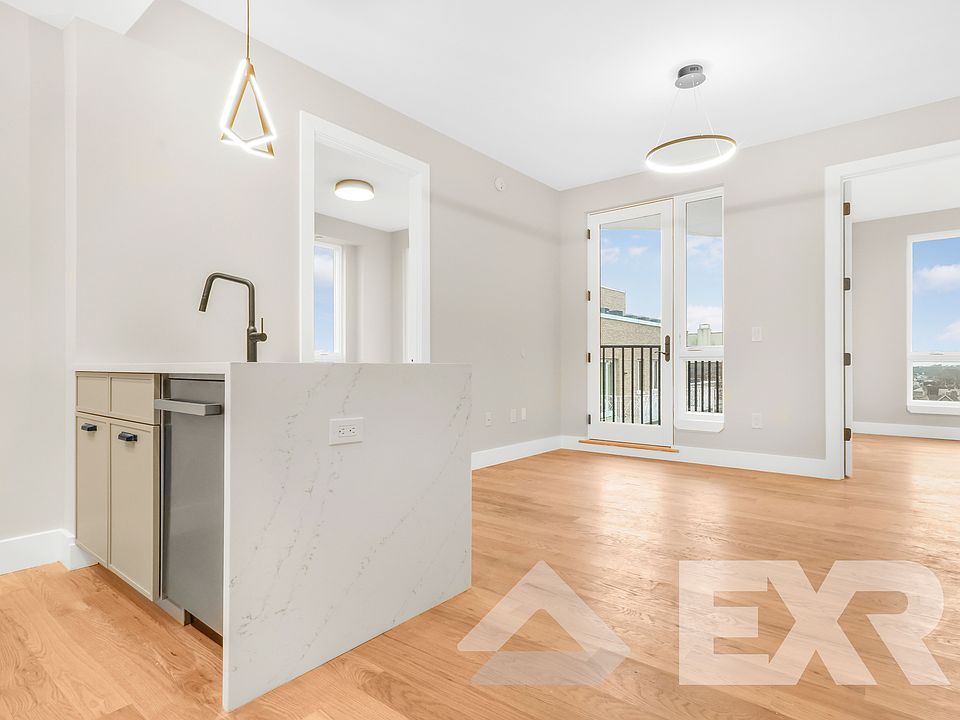 1st image of 2112 Avenue P #605