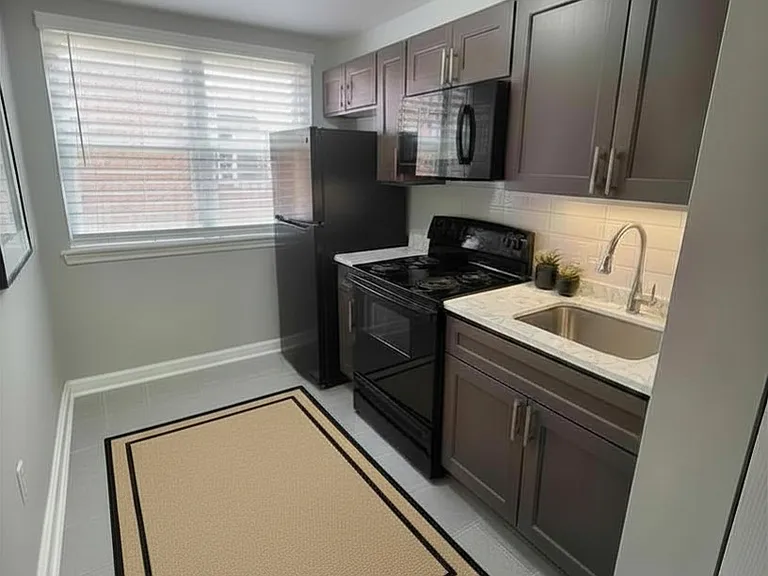 502 E Pleasant Pl #2 — Photo 3
