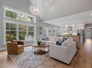 15 Pleasant Place Dr, Holderness, NH 03245