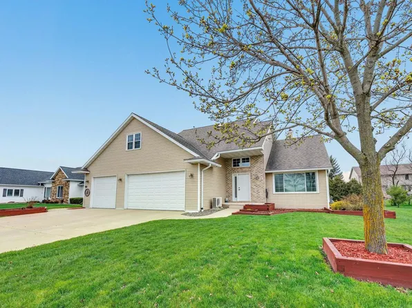 2538 Faldo LANE, Green Bay, WI 54311