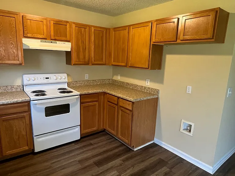 6130 Sid Crane Dr — Photo 8