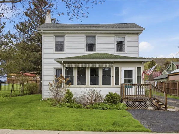 38 Liberty St, Hammondsport, NY 14840
