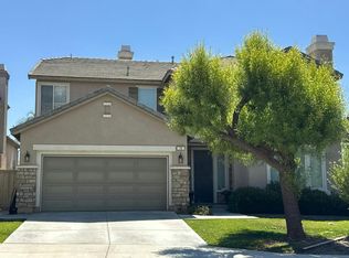 19 Via Del Fico Ct, Lake Elsinore, CA 92532