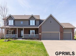 6914 S 159th Cir, Omaha, NE 68136