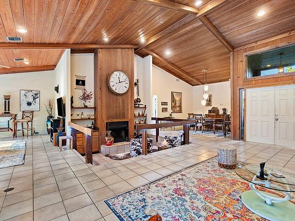 4th image of 9034 Gardens Glen Circle